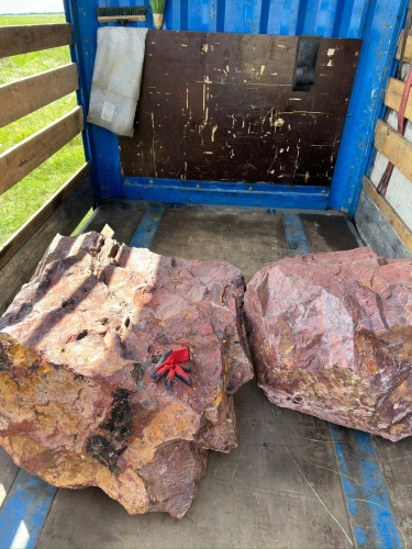 Ландшафтные глыбы красно-фиолетовые 200-1000 килограмм купить в Рязанской области