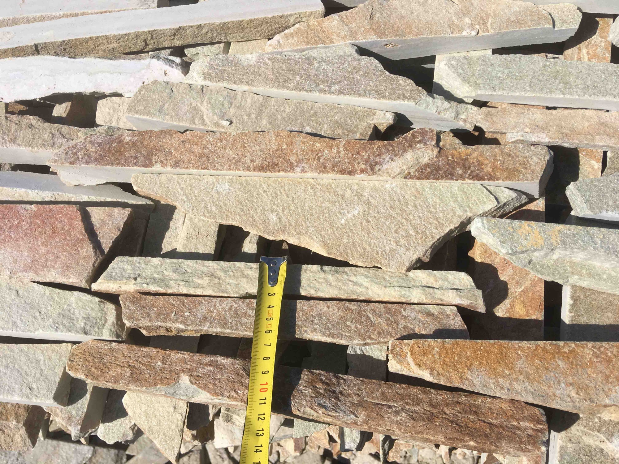 Горбушка златолит золотистый для облицовки купить в Рязанской области