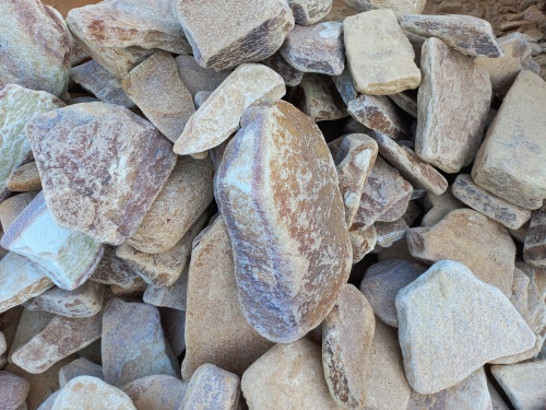 Златолит жёлтый, жёлто-зелёный глыбки и валуны для ланшафтного дизайна купить в Рязанской области