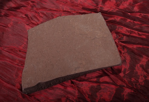 Плитняк лемезит бордовый для цоколя 1,5-2 см купить в Рязанской области