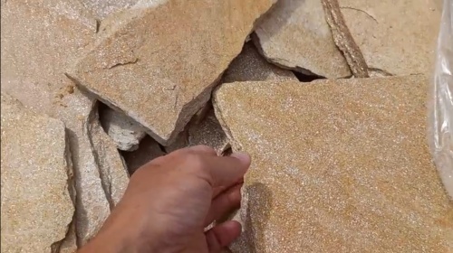 Плитняк златолит жёлтый золотистый для отмостки купить в Рязанской области