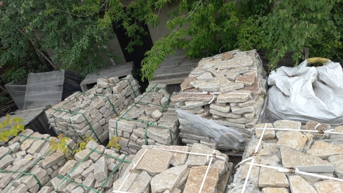 Гранитный плитняк галтованный для парковки купить в Рязанской области